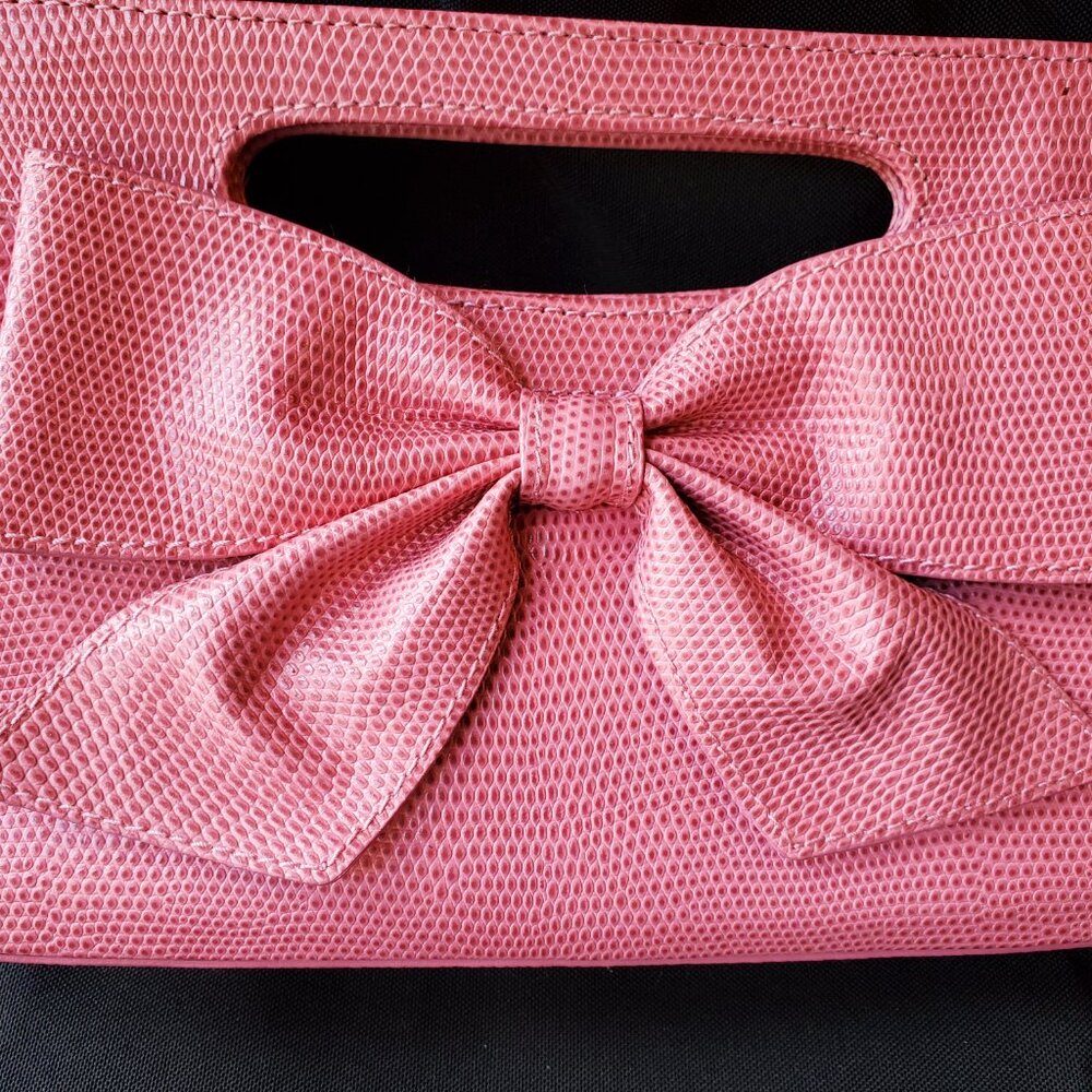 Isabella Fiore Kamila Bow Clutch Purse - Picture 11 of 13